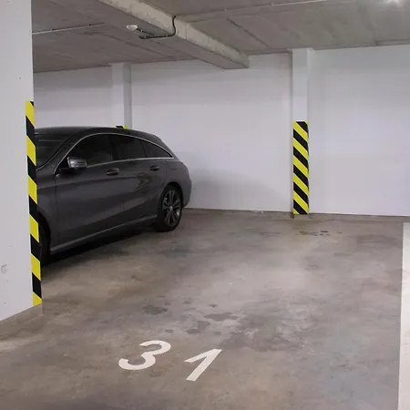 Loomena Apartments-free Garage * Kosice