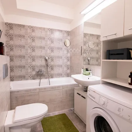 Loomená - Free Garage